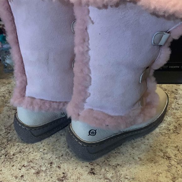 Born Nome Leather Shearling Fur 7 / 38 Boots Lace Up Pink Ivory Sheepskin Y2K - Picture 3 of 8